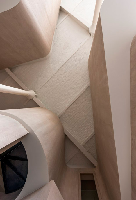 Loft M by GRAUX & BAEYENS