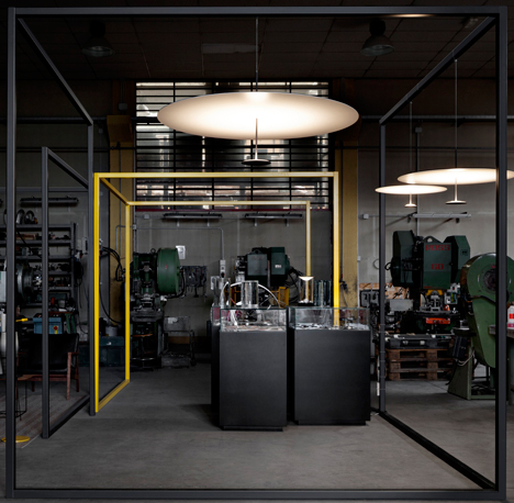 Lumina DOT Pendant Light by Foster + Partners
