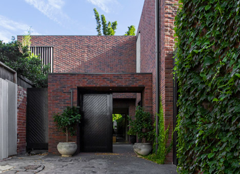 McIlwrick Residences by B.E. Architects