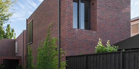 McIlwrick Residences by B.E. Architects