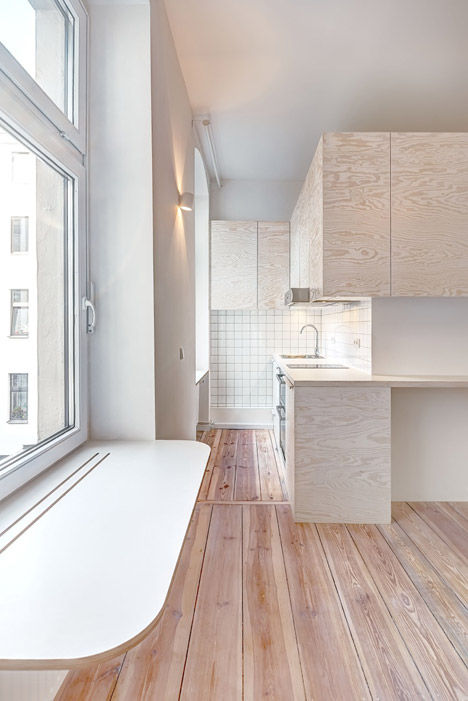 Micro-Apartment in Berlin by spamroom+johnpaulcoss