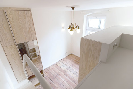 Micro-Apartment in Berlin by spamroom+johnpaulcoss