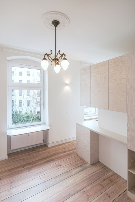 Micro-Apartment in Berlin by spamroom+johnpaulcoss