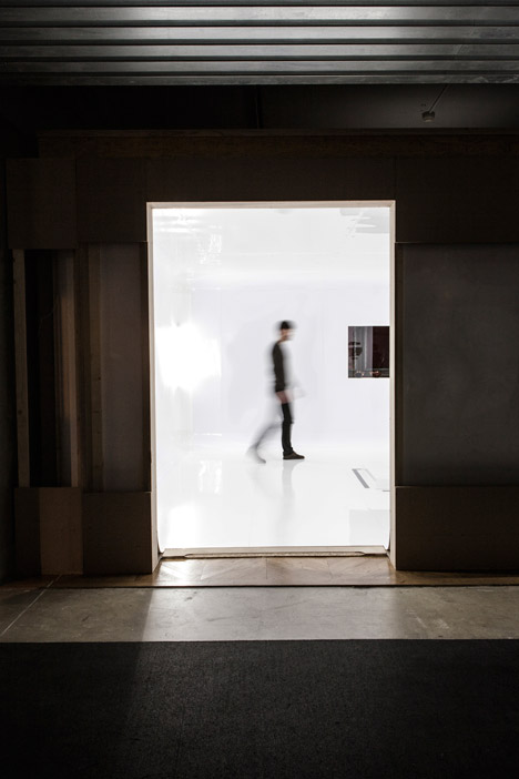 Mutations-exhibition-design-by-Freaks-Freearchitects_dezeen_468_1