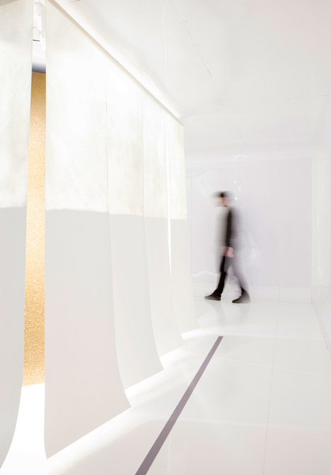 Mutations exhibition design by FREAKS freearchitects