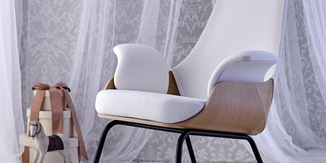 Nana breastfeeding rocker by Alegre Design