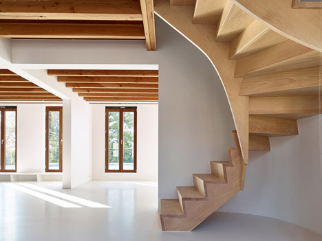 Omsorg by Graux & Baeyens architects