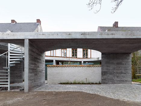 Omsorg by Graux & Baeyens architects