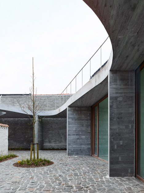 Omsorg by Graux & Baeyens architects