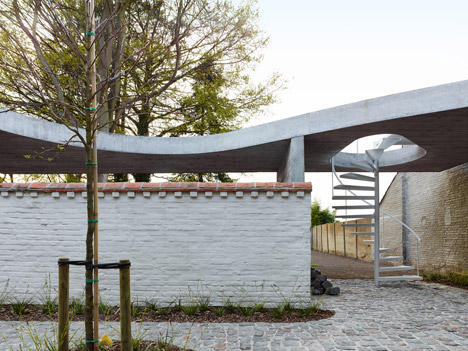 Omsorg by Graux & Baeyens architects