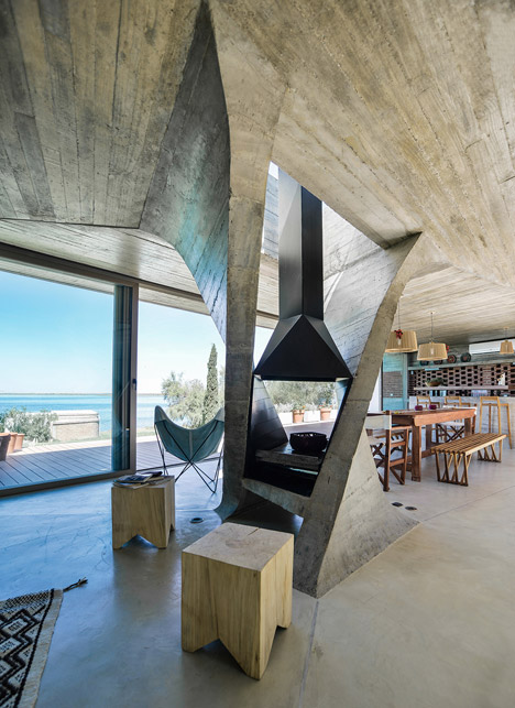 One Column House by NE-AR
