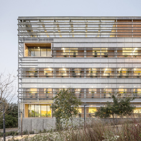 Palaeontology research centre wrapped in computer-controlled shutters