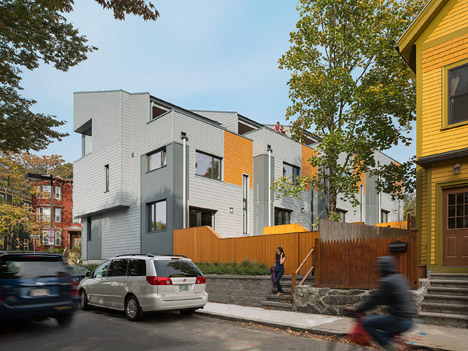 Roxbury E+ by ISA