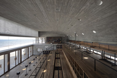 Seashore Library by Vector Architects