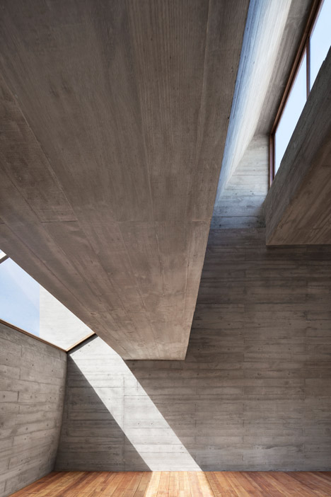 Seashore Library by Vector Architects