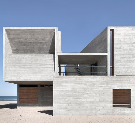 Seashore Library by Vector Architects