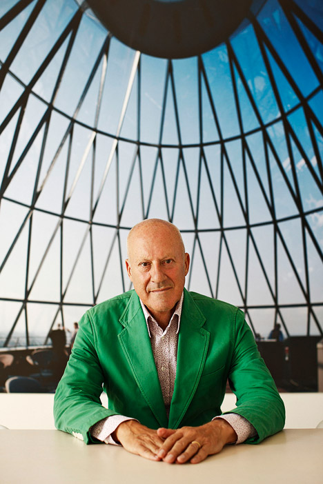 Norman Foster. Photograph by Manolo Yllera