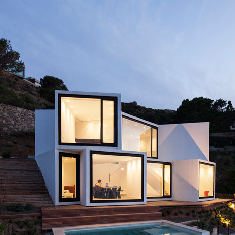 Sunflower House by Cadaval & Sola-Morales