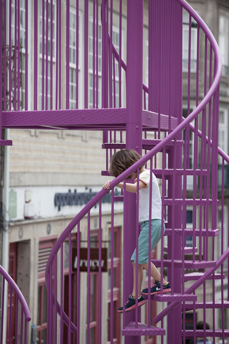 Tripod by Like Architects