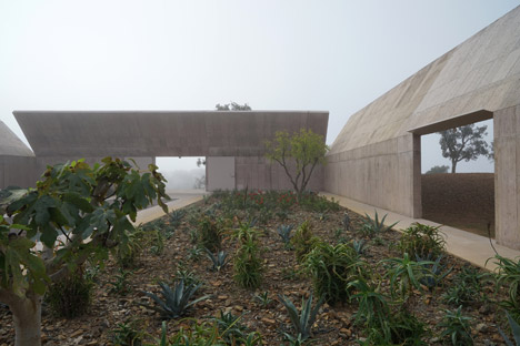 Villa Alem by Valerio Olgiati