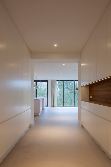 Villa near Rotterdam by Antonia Reif