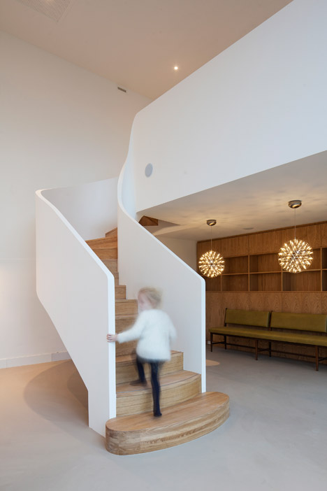 Villa near Rotterdam by Antonia Reif