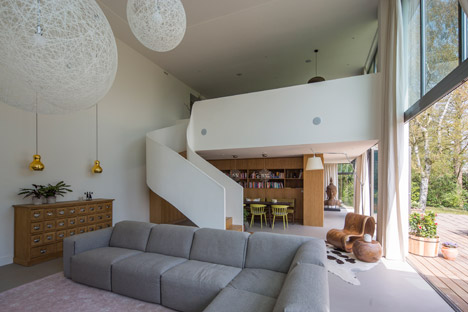 Villa near Rotterdam by Antonia Reif