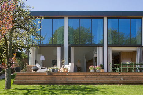 Villa near Rotterdam by Antonia Reif