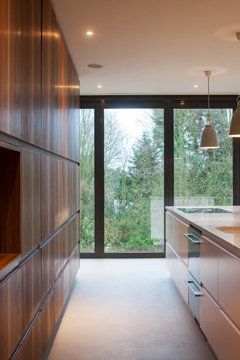 Villa near Rotterdam by Antonia Reif