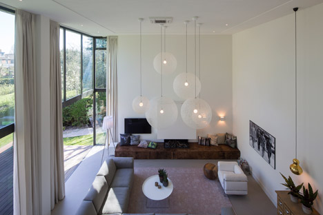 Villa near Rotterdam by Antonia Reif