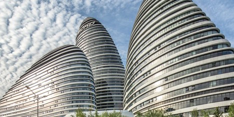 Zaha Hadid completes pebble-shaped Wangjing Soho towers in Beijing