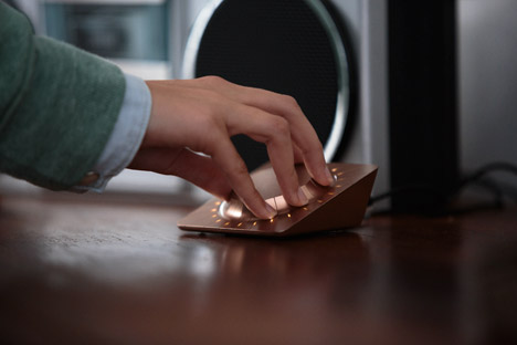 Beep-by-NewDealDesign_dezeen_468_12