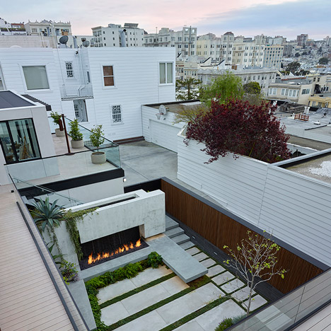 Butterfly House by Surface Design and John Maniscalco Architecture