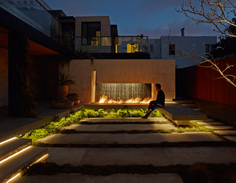 Butterfly House by Surface Design and John Maniscalco Architecture