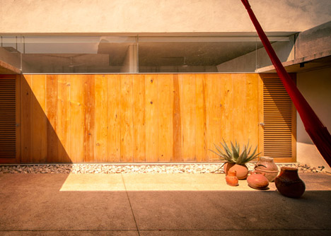 Casa Meztitla by EDAA