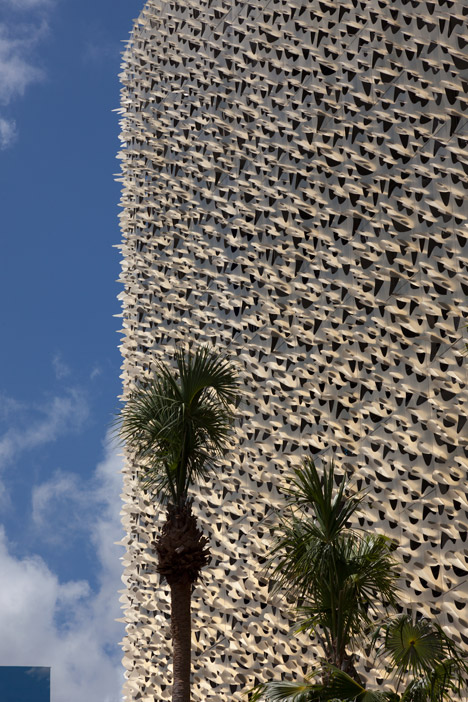 City View Garage facade by Leong Leong