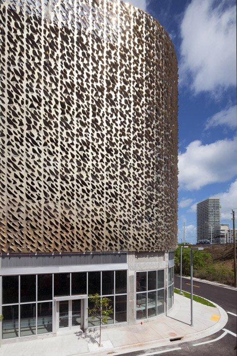 City View Garage facade by Leong Leong