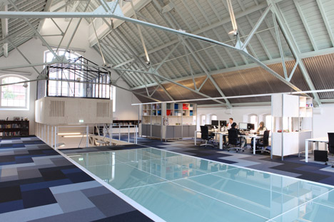 Connekt interior by Ateliers
