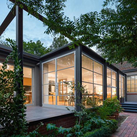 Cox Architecture adds steel and glass conservatory to 1920s house in Canberra