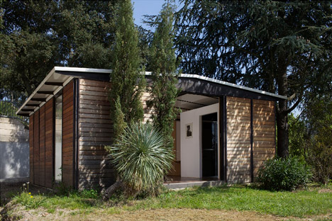 Demountable House by Jean Prouvé and Richard Rogers at Miami/Basel