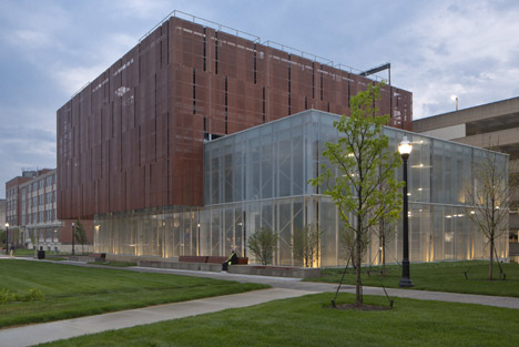 East Regional Chille Water Plant by Leers Weinzapfe