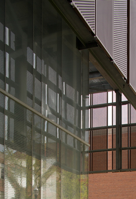 East Regional Chille Water Plant by Leers Weinzapfe