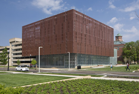 East Regional Chille Water Plant by Leers Weinzapfe