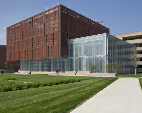 East Regional Chille Water Plant by Leers Weinzapfe