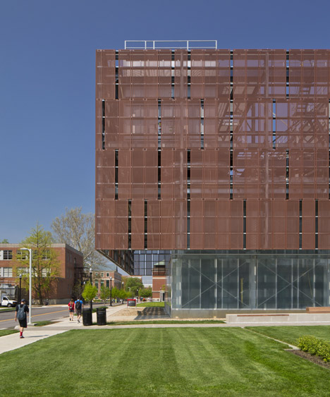 East Regional Chille Water Plant by Leers Weinzapfe