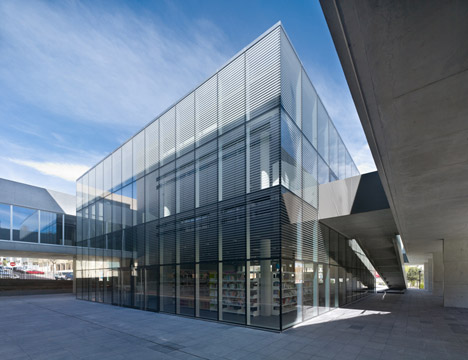 Espacio Miguel Delibes in Alcobendas by Rafael de La-Hoz