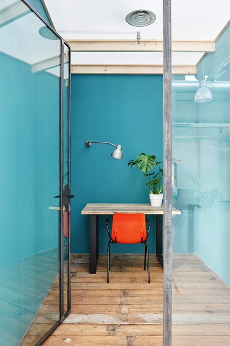 Fairphone Head Office, Amsterdam by Melinda Delst