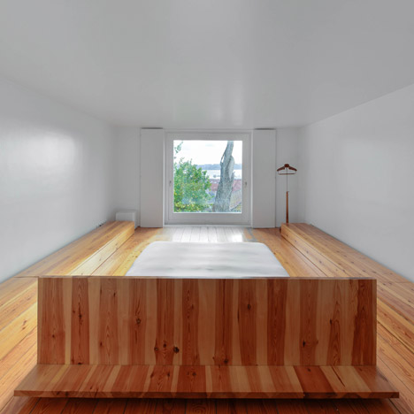 House in S Mamede by Aires Mateus