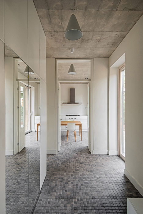 House in Vilnius by AKETURI ARCHITEKTAI