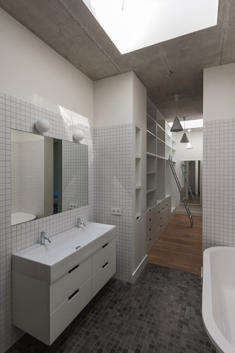 House in Vilnius by AKETURI ARCHITEKTAI